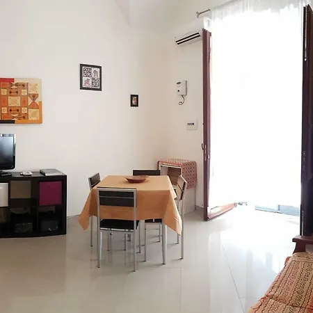 Apartment La Casa Di Angela Catania