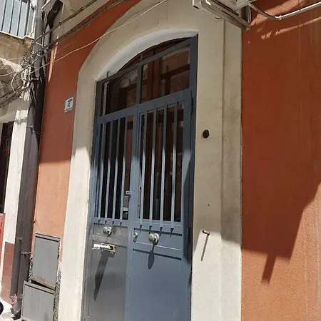La Casa Di Angela Apartment *