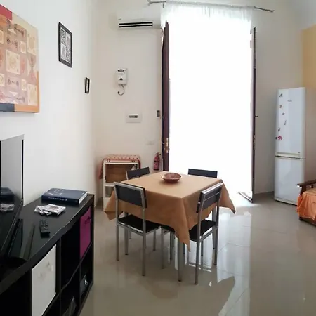 Apartment La Casa Di Angela *